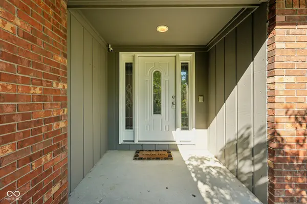 8823 Rocky Ridge RD, Indianapolis, IN 46217