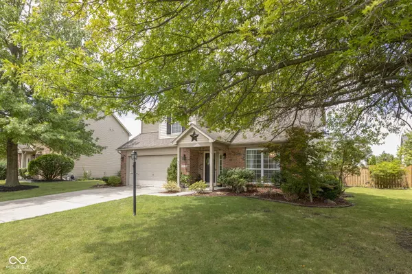 10220 Night Hawk DR, Fishers, IN 46037