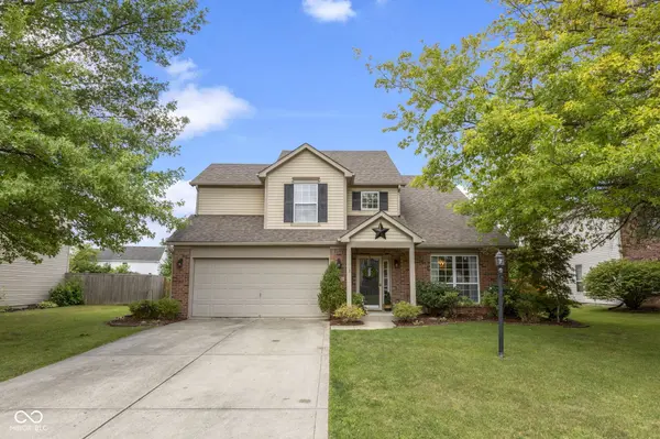 10220 Night Hawk DR, Fishers, IN 46037
