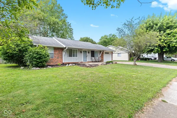 956 Ridgewood DR, Plainfield, IN 46168