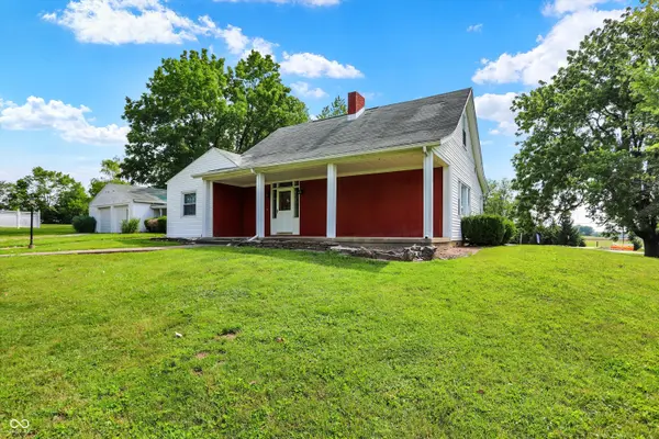 1034 E Morris AVE, Shelbyville, IN 46176