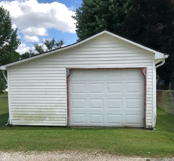 2220 E Dudley AVE, Indianapolis, IN 46227