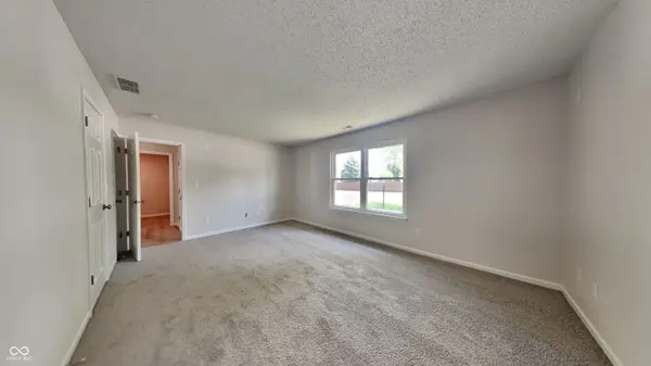 6250 Winslow DR Indianapolis, IN 46237