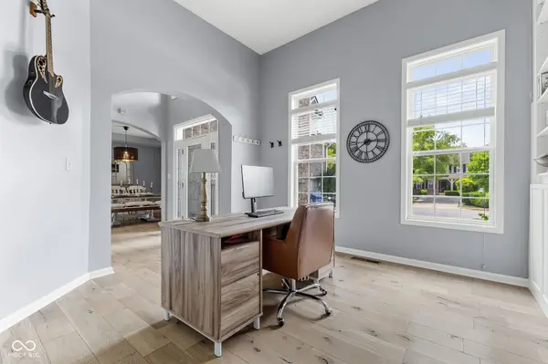 12295 Wolverton WAY Fishers, IN 46037