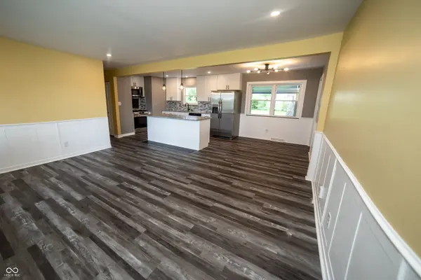 2212 N County Road 800 E, Avon, IN 46123