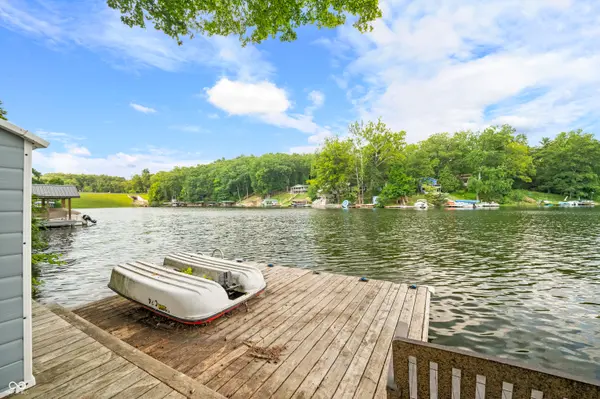 376 W Warford DR, Princess Lakes, IN 46164