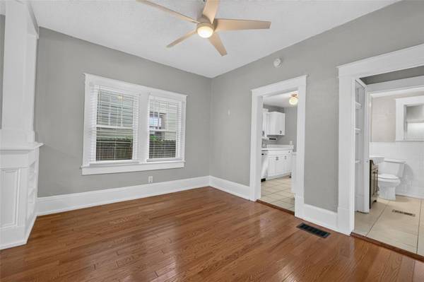 1627 E CONCORD ST, Orlando, FL 32803