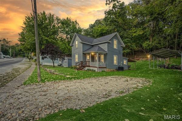 359 Market ST, Grafton, IL 62037