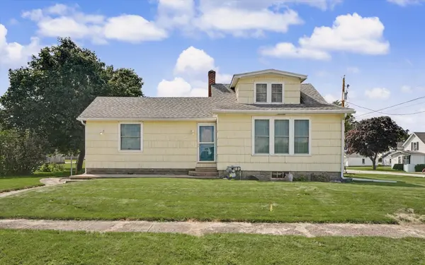 201 S Main ST, Elliott, IL 60933