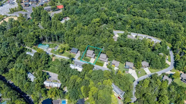 542 Johnson Lane, Gatlinburg, TN 37738