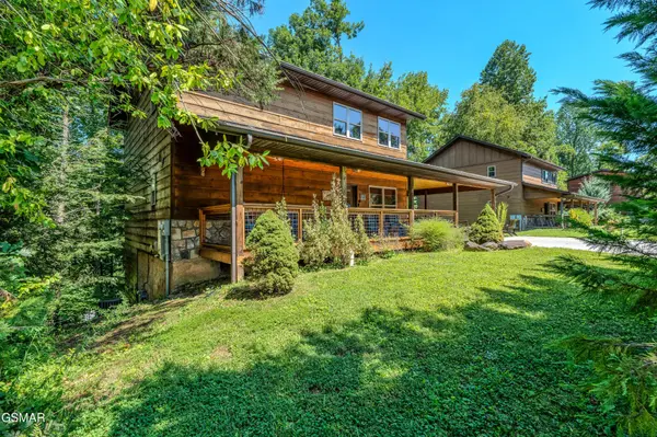 542 Johnson Lane, Gatlinburg, TN 37738