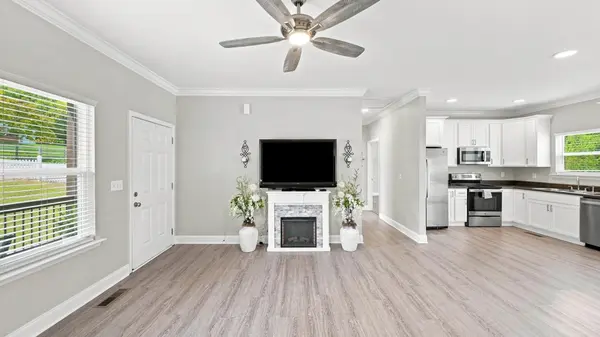 1547 Dallas Lake Road, Hixson, TN 37343