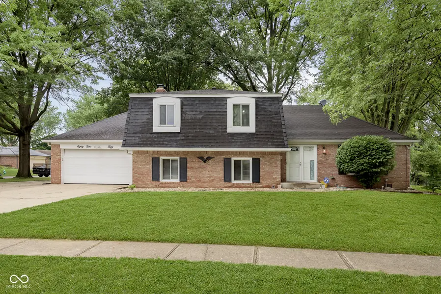 8950 Ellington DR, Indianapolis, IN 46234