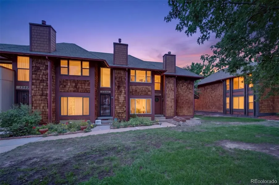 1306 S Carson WAY, Aurora, CO 80012