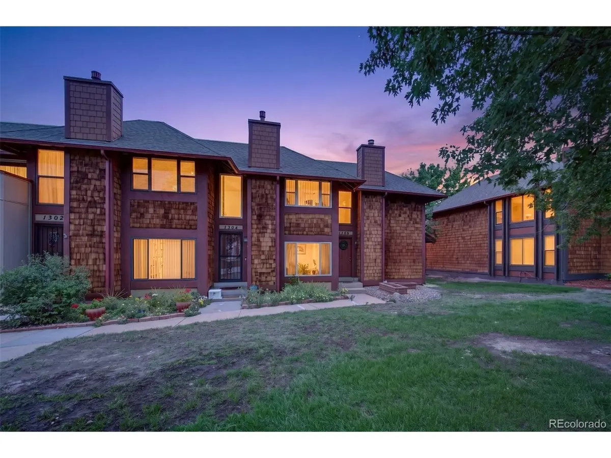 1306 S Carson, Aurora, CO 80012