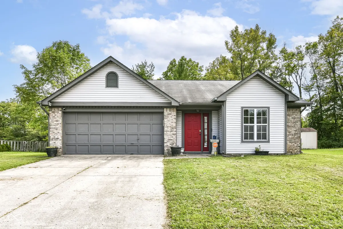 7549 Augusta CT, Indianapolis, IN 46268