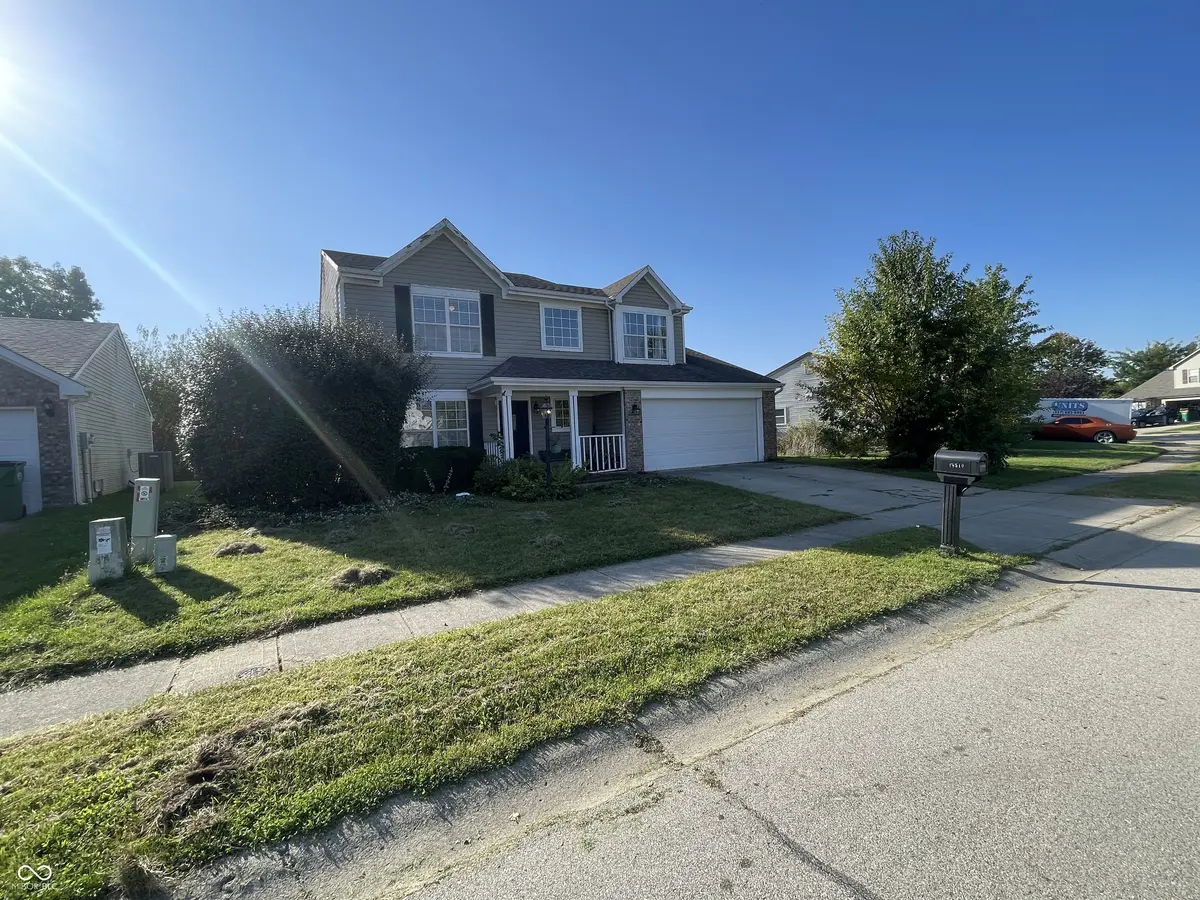 18510 Harvest Meadows DR E, Westfield, IN 46074