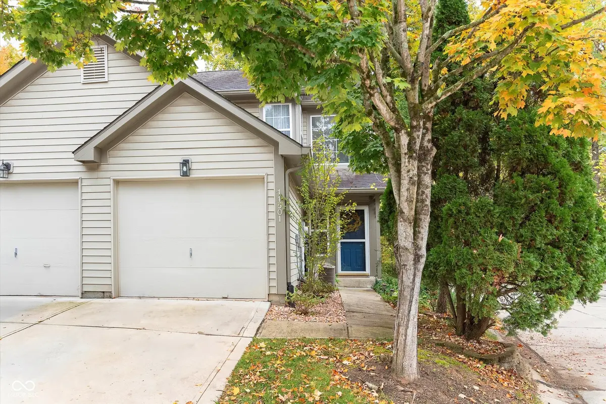 11501 Creekview LN, Indianapolis, IN 46236