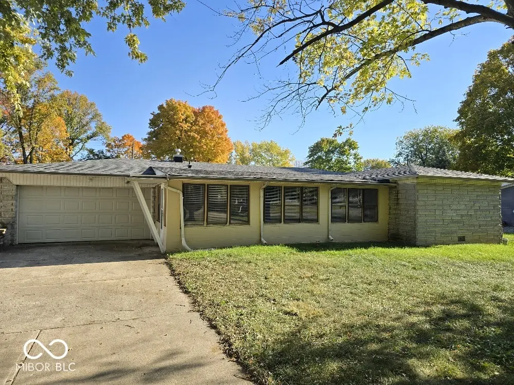 310 Jeffrey LN, Pendleton, IN 46064