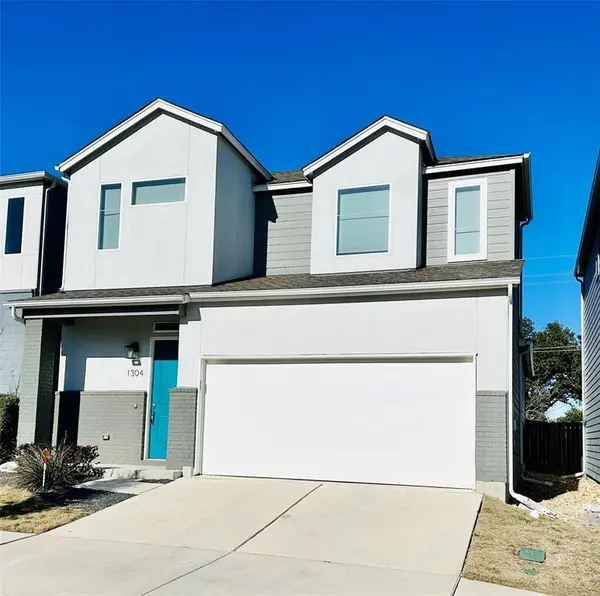 1304 Limelight LN, Pflugerville, TX 78660