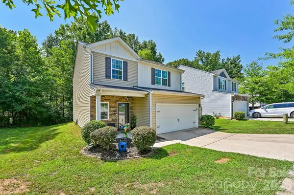 2206 Turtle Point RD, Charlotte, NC 28262
