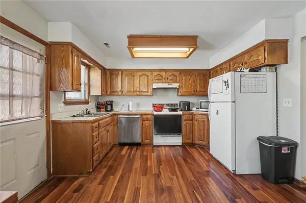 1014 Locust ST, Eudora, KS 66025