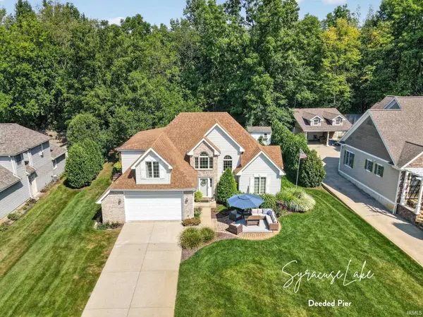 1217 Shore LN, Syracuse, IN 46567-2160