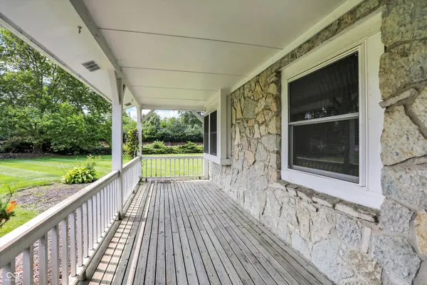 8202 Castle Farms RD, Indianapolis, IN 46256