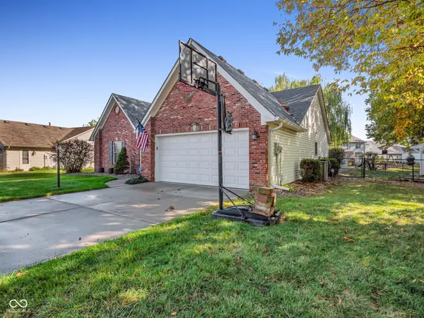 1269 Old Hickory DR, Greenwood, IN 46142