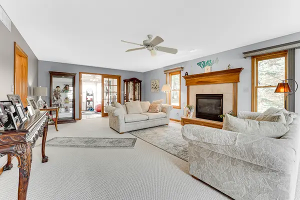 7721 Donegal DR, Indianapolis, IN 46217
