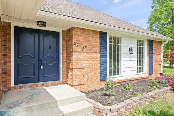 6712 Bruton DR, Indianapolis, IN 46256