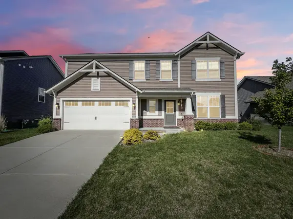 2646 Cormorant DR, Greenwood, IN 46143
