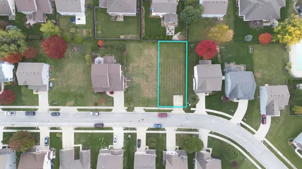 8355 Fieldfare WAY, Indianapolis, IN 46237