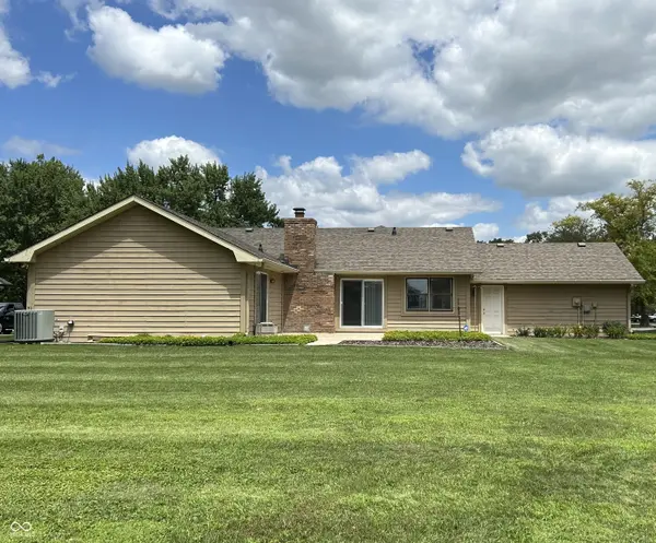 203 Oak Blvd S DR, Greenfield, IN 46140