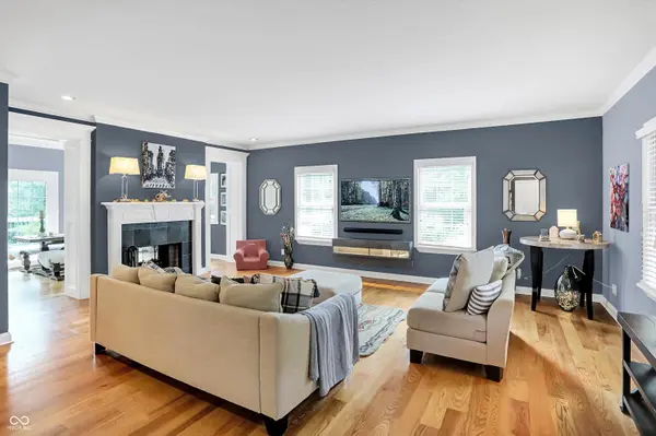 565 Isenhour Hills DR, Zionsville, IN 46077