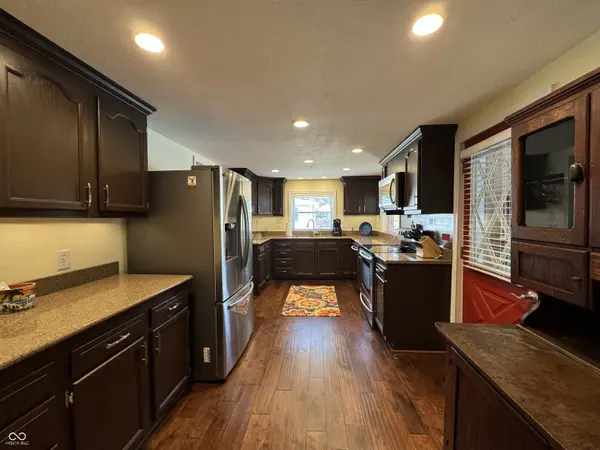 800 W 2nd ST, Sheridan, IN 46069