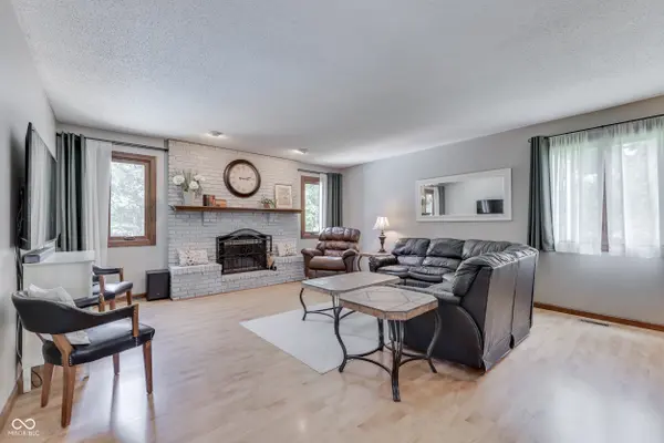 4544 Moccosin PL Greenwood, IN 46142