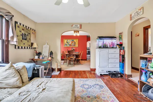 2002 Caldwell PL, Columbus, IN 47201