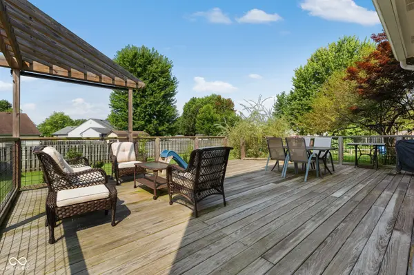 204 Shadowview CIR, Mooresville, IN 46158