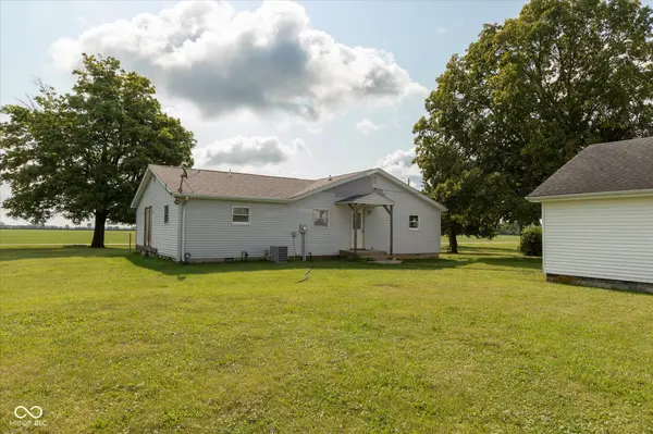 11501 S 950 W RD W, Daleville, IN 47334