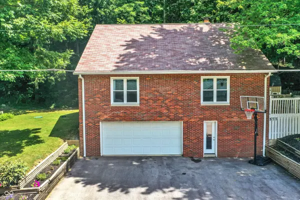 577 N County Road 50 RD E, Danville, IN 46122