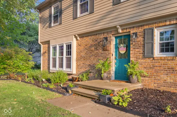 951 Parkside DR, Columbus, IN 47203