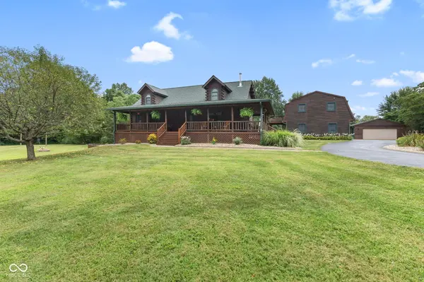 6065 Crooked Creek East DR, Martinsville, IN 46151