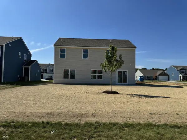 8356 Juniper LN, Pendleton, IN 46064
