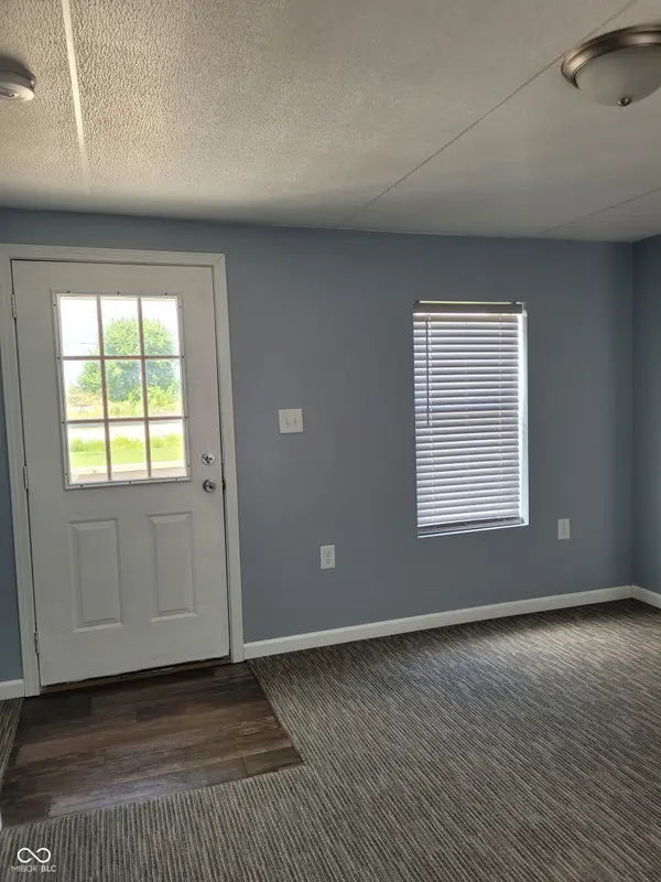 5155 E Us Hwy 50, Butlerville, IN 47223