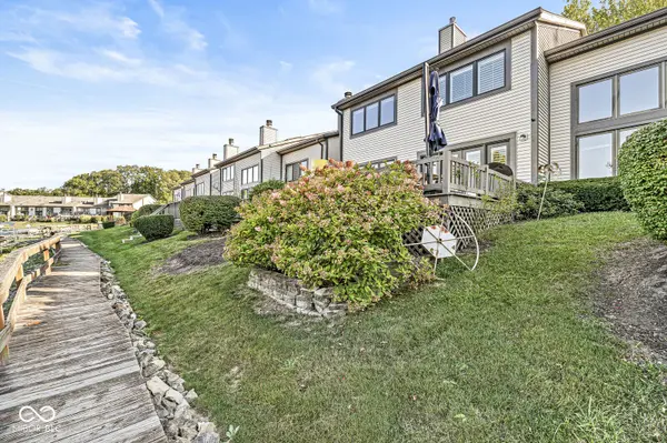 8078 Shorewalk DR, Indianapolis, IN 46236