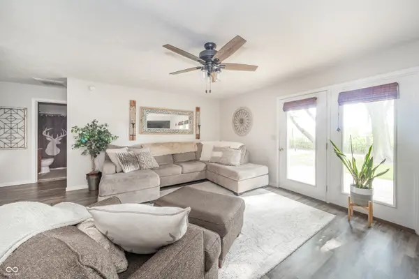13891 W Sargent ST, Daleville, IN 47334