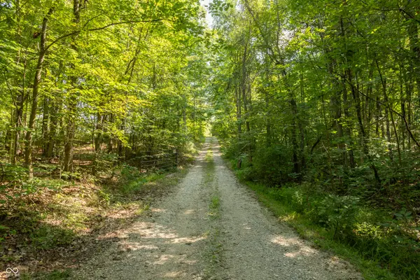 2371 E County Road 25 N, Brownstown, IN 47220