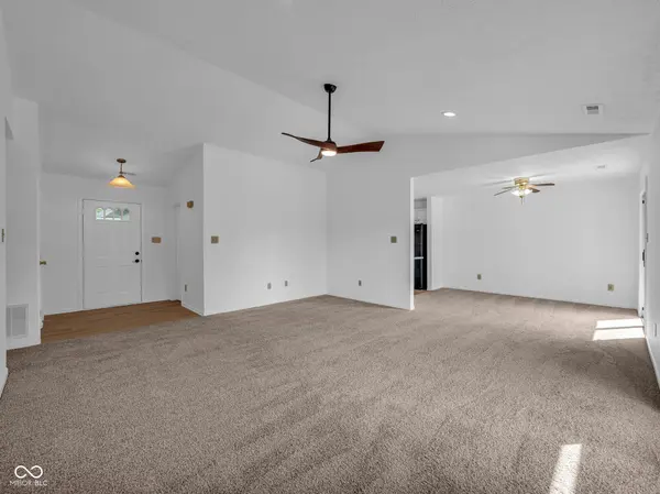 6127 Carrie PL Indianapolis, IN 46237