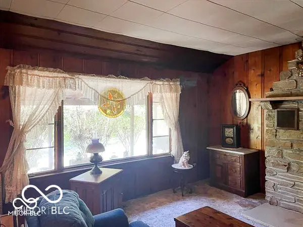 1436 State Road 46 W W, Nashville, IN 47448